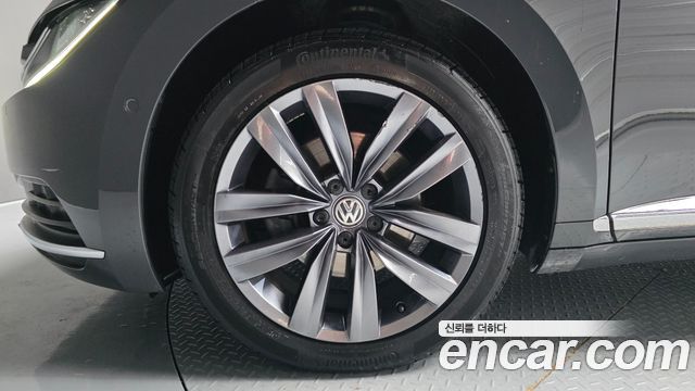 Volkswagen Arteon 2.0 TDI Premium — пробег 135 264 км — фото 5 из 5