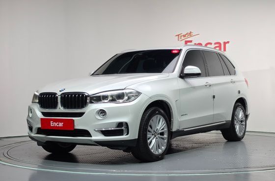 BMW X5 xDrive 30d — пробег 61 321 км — фото 1 из 5