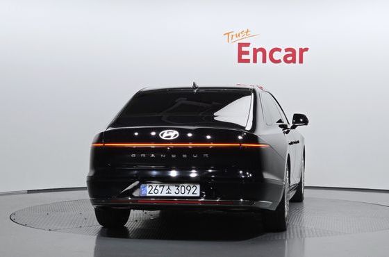 Hyundai Grandeur Calligraphy — пробег 49 041 км — фото 4 из 5