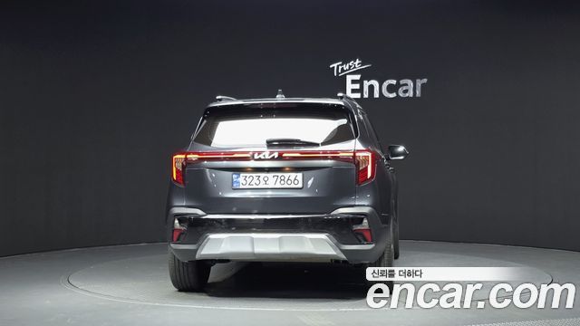 Kia Seltos из Кореи Encar