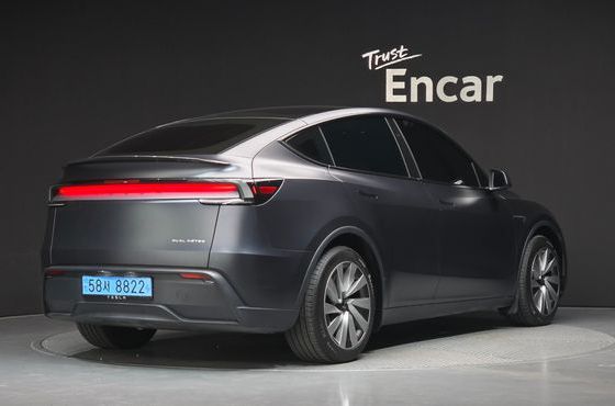 Tesla Model Y Long Range AWD — пробег 13 396 км — фото 2 из 5