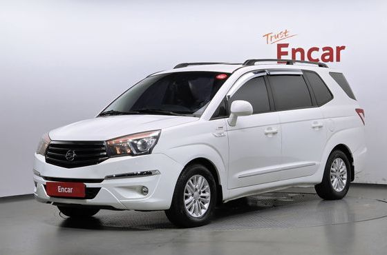 Ssangyong KORANDO 4WD GT 11-seater — пробег 117 700 км — фото 1 из 5
