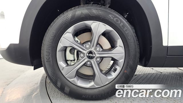 Kia Seltos из Кореи Encar
