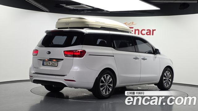 Kia Carnival 11-seater Noblesse — пробег 165 568 км — фото 2 из 5
