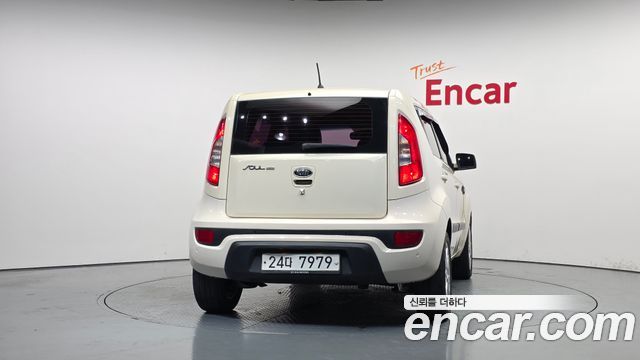 Kia Soul 1.6 GDI Luxury Standard — пробег 123 186 км — фото 4 из 5