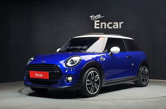 Mini Cooper Standard 3rd — пробег 91 345 км — фото 1 из 5