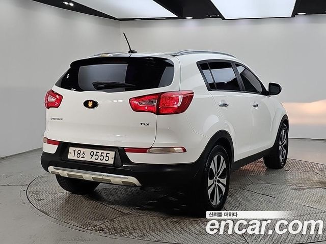 Kia Sportage Diesel 2WD TLX High-Deluxe — пробег 249 678 км — фото 4 из 5
