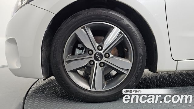 Kia K3 из Кореи Encar