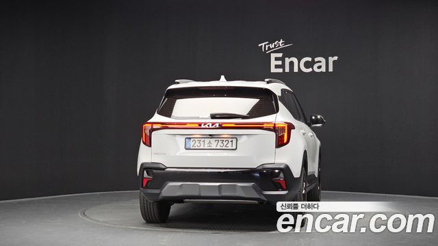 Kia Seltos из Кореи Encar