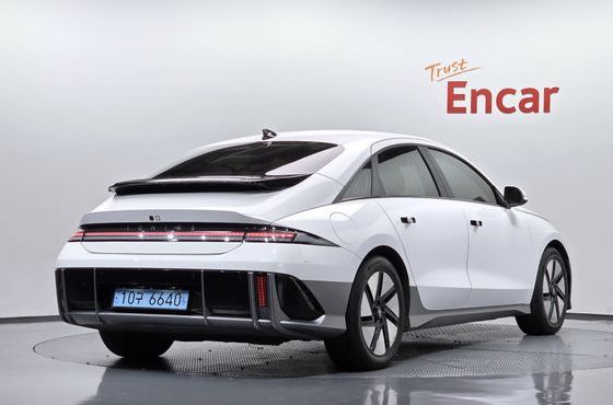 Hyundai Ioniq6 Long Range Exclusive — пробег 412 287 км — фото 2 из 5