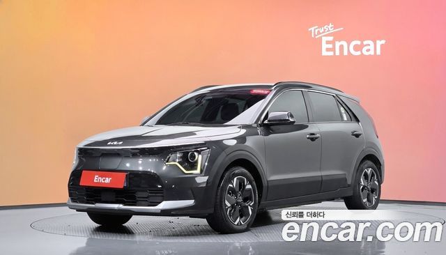 Kia Niro Air — пробег 178 422 км — фото 1 из 5