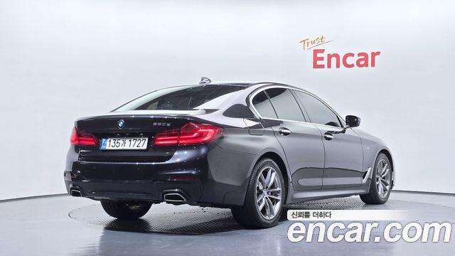 BMW 5-Series 520d M Sport Package Plus — пробег 158 086 км — фото 2 из 5