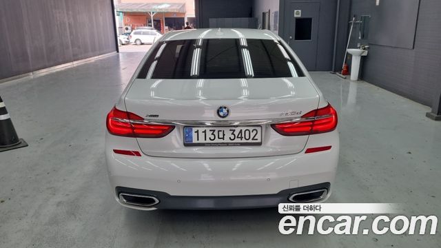 BMW 7-Series 730d xDrive M Sport — пробег 150 000 км — фото 4 из 5
