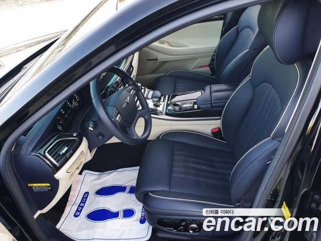 Genesis EQ900 3.3 T-GDI AWD Premiun Luxury — пробег 128 000 км — фото 2 из 5