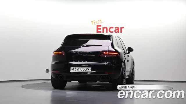 Porsche Macan из Кореи Encar