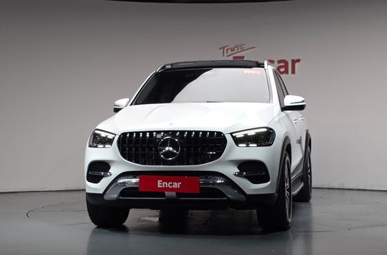 Mercedes-Benz GLE-Class GLE350 4MATIC — пробег 7 840 км — фото 3 из 5