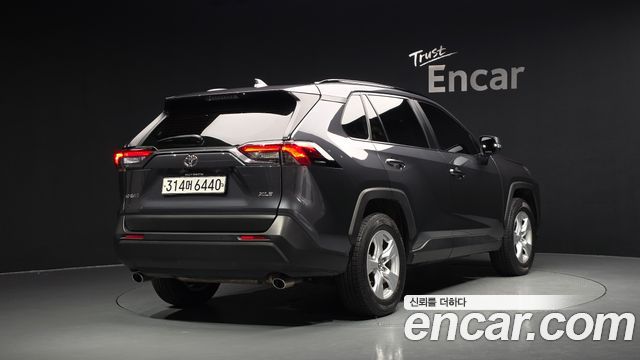 Toyota RAV4 2.5 2WD — пробег 50 578 км — фото 2 из 5