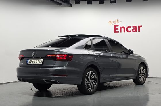Volkswagen Jetta 1.4 TSI Prestige — пробег 38 403 км — фото 2 из 5