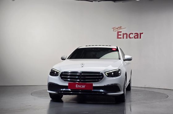 Mercedes-Benz E-Class E220d 4MATIC Exclusive — пробег 58 463 км — фото 3 из 5