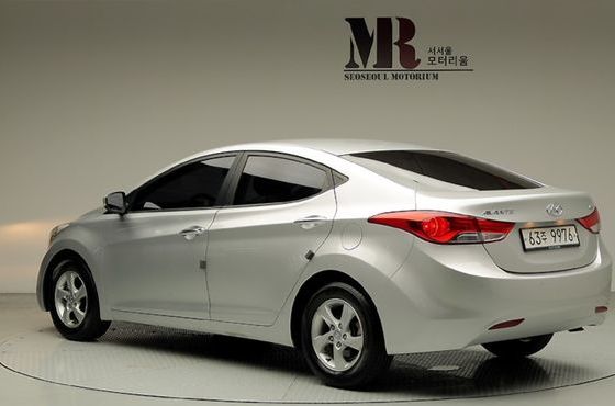 Hyundai AVANTE M16 GDI Smart — пробег 87 600 км — фото 4 из 5