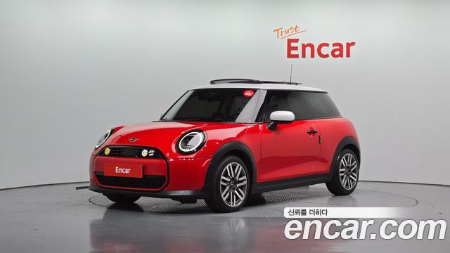 Mini Cooper Classic — пробег 8 277 км — фото 1 из 5