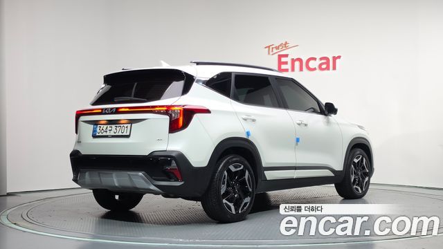 Kia Seltos из Кореи Encar