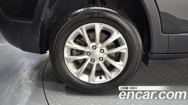 Jeep Cherokee из Кореи Encar