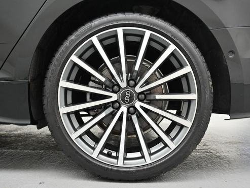Audi A5 40 TFSI Quattro Premium Sportback — пробег 13 770 км — фото 5 из 5