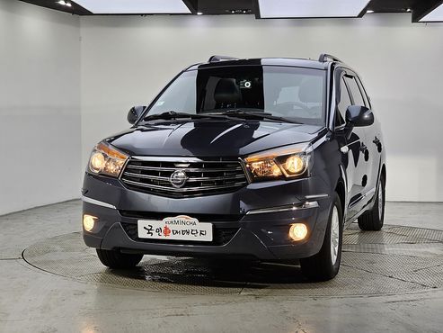 Ssangyong KORANDO 2WD LT 9-seater — пробег 158 767 км — фото 2 из 5