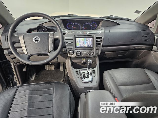 Ssangyong KORANDO 2WD LT 9-seater — пробег 158 767 км — фото 5 из 5