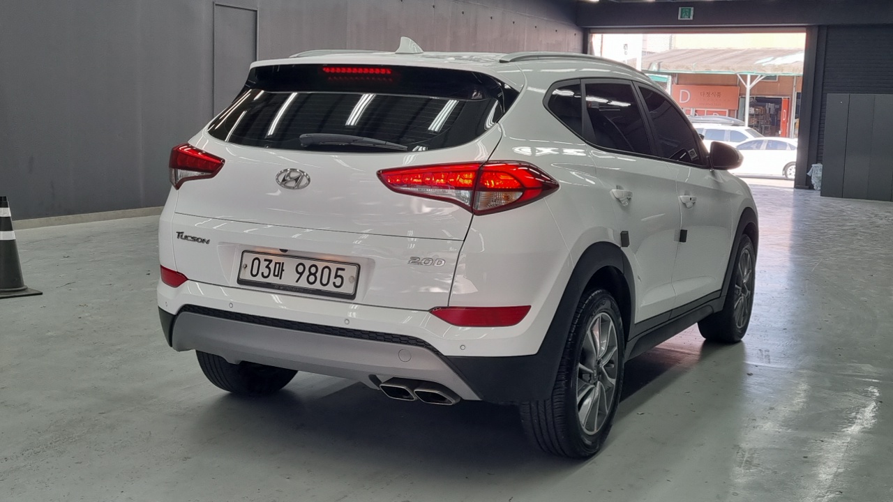 Hyundai Tucson Diesel 2.0 2WD Premium — пробег 131 802 км — фото 2 из 5
