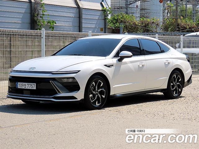 Hyundai Sonata 2.0 Premium — пробег 70 922 км — фото 2 из 5