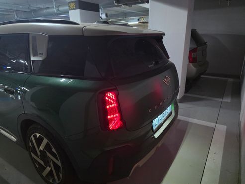 Mini Countryman ALL4 SE Favoured — пробег 13 300 км — фото 4 из 5