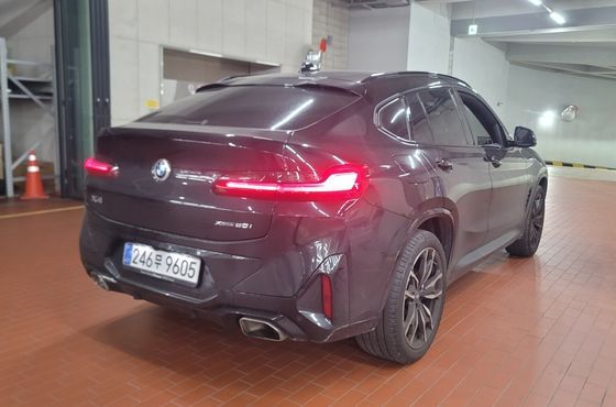 BMW X4 xDrive20i M Sport — пробег 24 895 км — фото 4 из 5