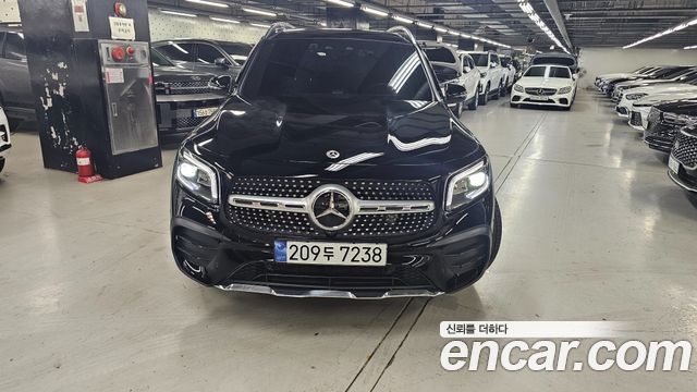 Mercedes-Benz GLB-Class GLB250 4MATIC — пробег 23 700 км — фото 4 из 5