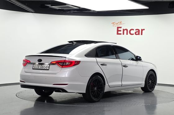 Hyundai Sonata 2.0 Smart — пробег 94 080 км — фото 2 из 5