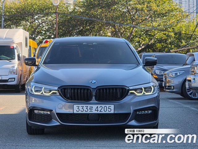 BMW 5-Series 520d M Sport Package Plus — пробег 165 420 км — фото 4 из 5
