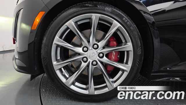 Cadillac CT5 из Кореи Encar