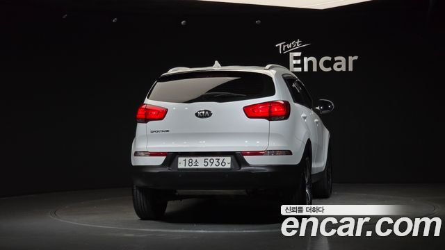 Kia Sportage Diesel 2WD Trendy — пробег 182 055 км — фото 4 из 5