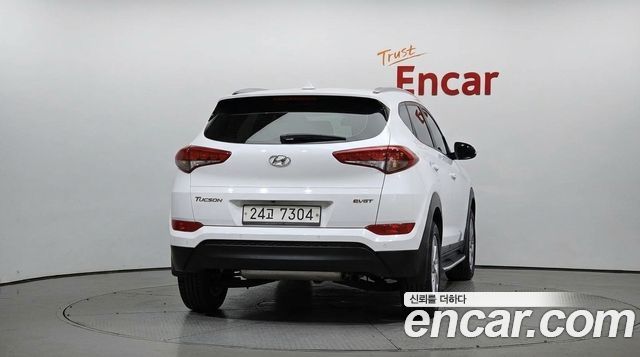 Hyundai Tucson Diesel 1.7 2WD Modern — пробег 155 196 км — фото 4 из 5