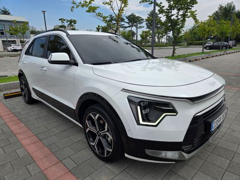 Kia Niro Signature — пробег 24 652 км — фото 1 из 5