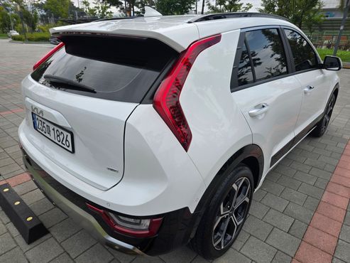 Kia Niro Signature — пробег 24 652 км — фото 2 из 5