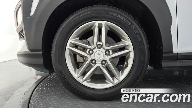Hyundai Kona из Кореи Encar