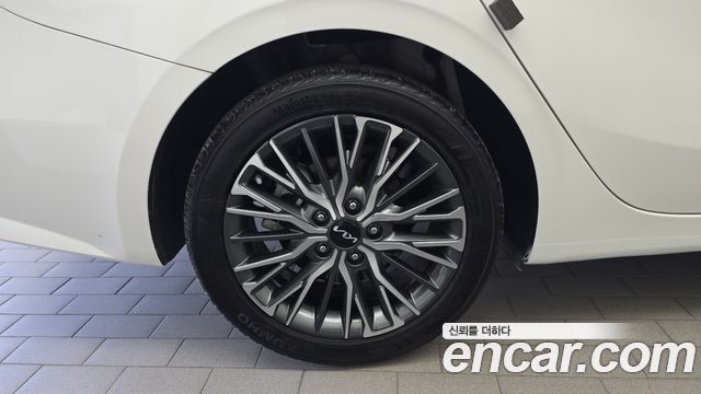 Kia K3 из Кореи Encar