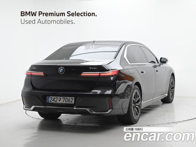 BMW 7-Series 740i xDrive M Sport — пробег 49 205 км — фото 2 из 5