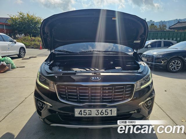 Kia Carnival из Кореи Encar