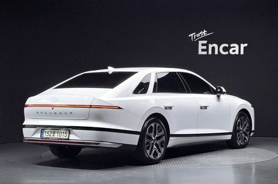 Hyundai Grandeur Premium — пробег 111 815 км — фото 2 из 5