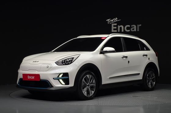 Kia Niro Prestige — пробег 90 841 км — фото 1 из 5