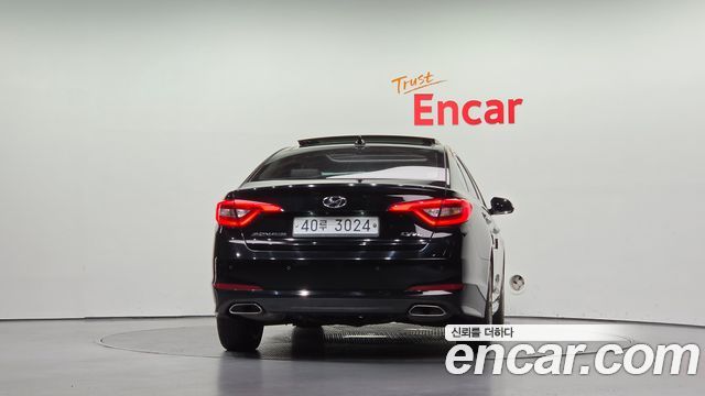 Hyundai Sonata 2.0 Premium — пробег 151 192 км — фото 4 из 5
