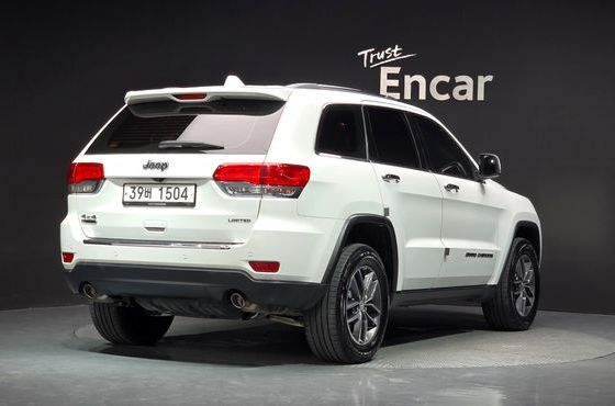 Jeep Cherokee 3.0 Diesel Limited WK2 — пробег 104 977 км — фото 2 из 5